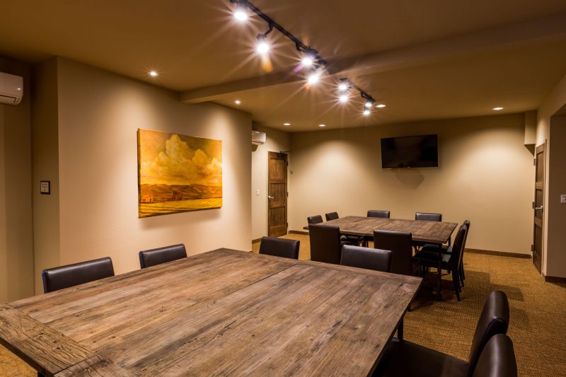 Business meeting room in Tri-Cities, Washington