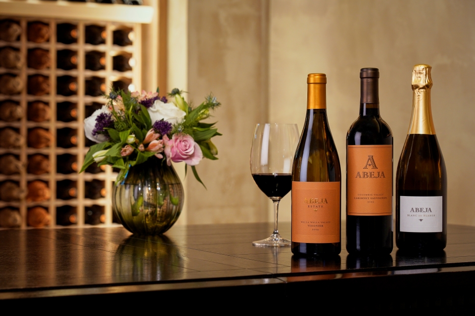 An Evening with Abeja